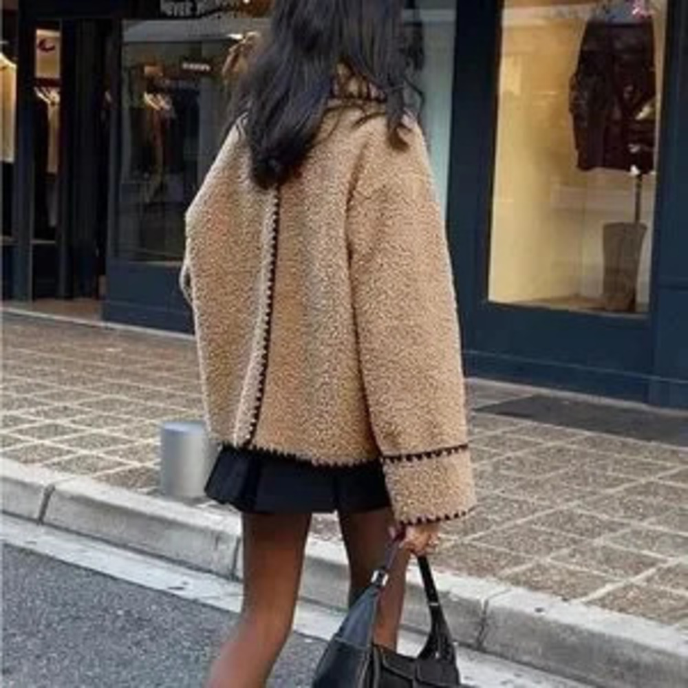 Stylish Tan Teddy Coat women oversized - Picture 3 of 5